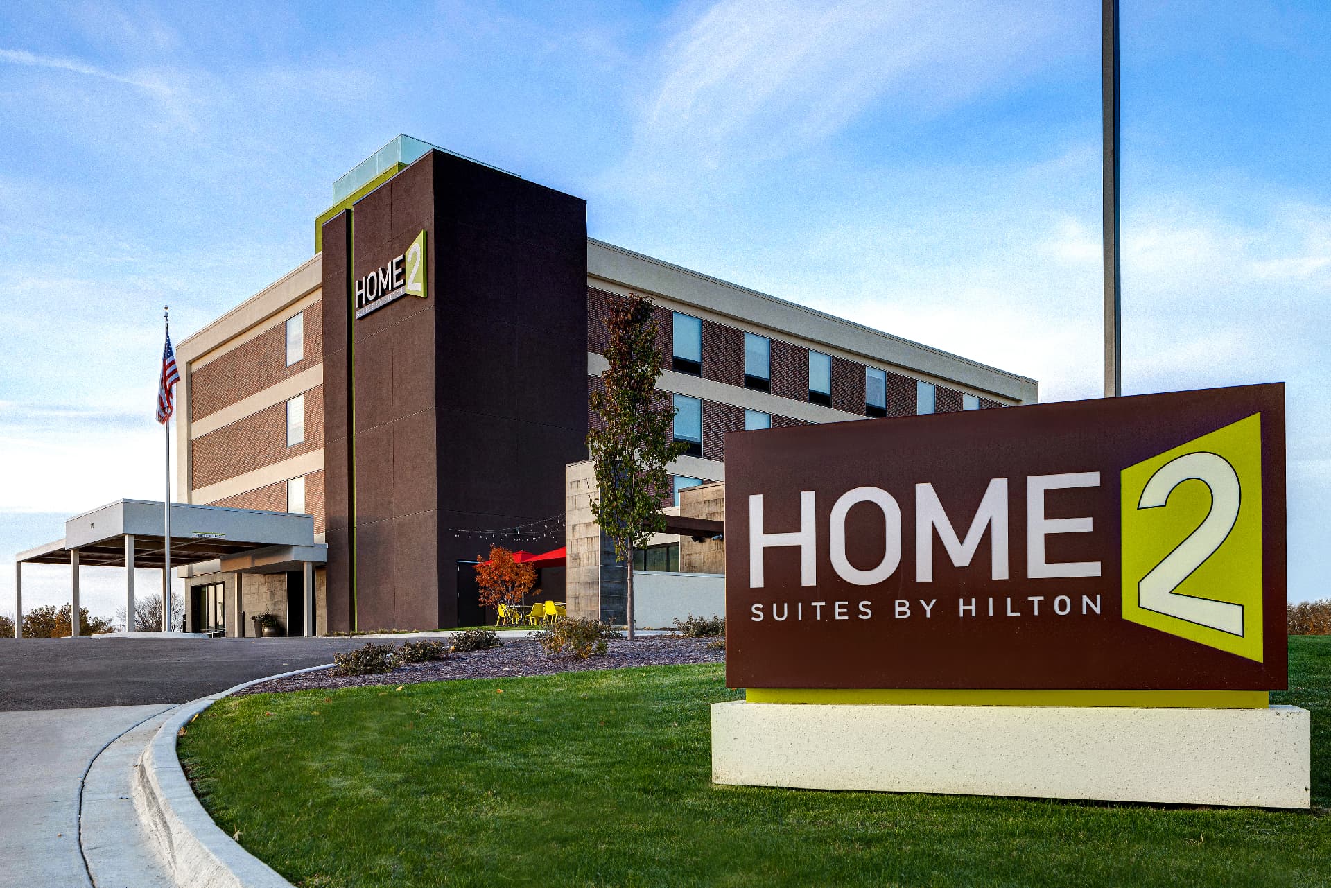 Exterior of Home2 Suites, Extended stay, DeKalb, IL